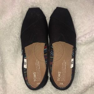 Black Toms
